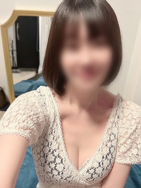 美月めいの画像